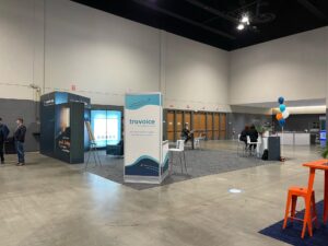 Custom tradeshow exhibits featuring furniture